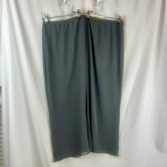 Ursula of Switzerland 3 Piece Set Women Plus 20W Gray Pants Sequin Wedding Event